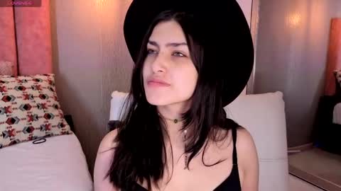 Alexa Thaylor online show from May 27, 2:58 pm