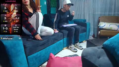 Alexa  y tom online show from March 5, 2:53 am