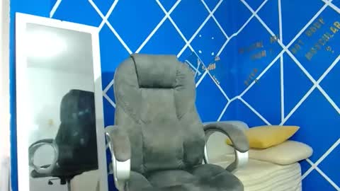 alexander online show from September 20, 8:45 pm