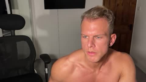 Alexander Steel online show from October 18, 6:34 pm