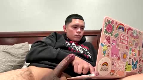 HelpMeCum online show from December 23, 2:40 am