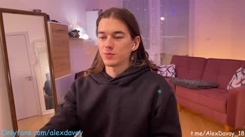           online show from January 8, 7:13 pm