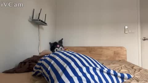 Snapshot of alexfilmx chatting on October 16, 7:30 am alexfilmx online show from October 16, 7:30 am