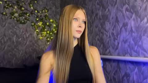 Alexia online show from June 15, 11:13 am