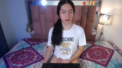 -- ALEXIS -- online show from October 1, 2:21 am