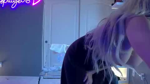 alexispaige06 online show from April 5, 9:34 pm