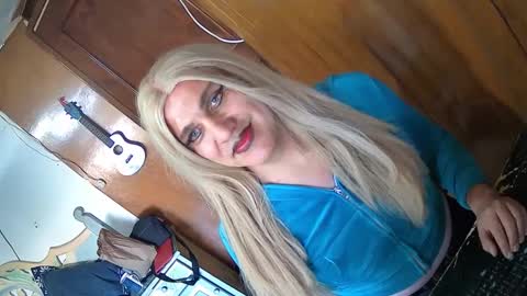 alexiss699 online show from December 11, 5:47 pm