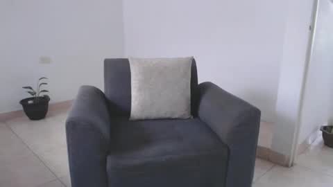 Maximuss online show from December 12, 8:32 pm