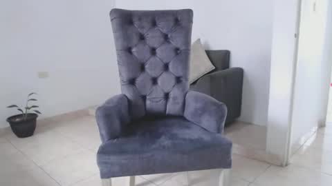 Maximuss online show from December 24, 7:00 pm