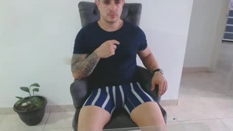 Maximuss online show from December 8, 10:25 pm