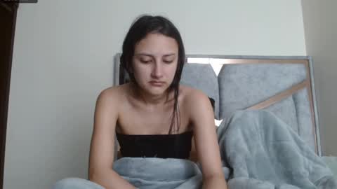 Snapshot of alexvsluisa chatting on September 27, 4:49 pm alex y luisa online show from September 27, 4:49 pm