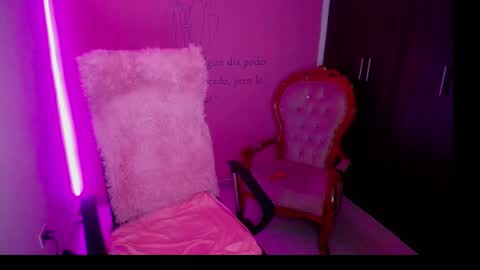 alexxa_1111 online show from September 11, 11:50 pm