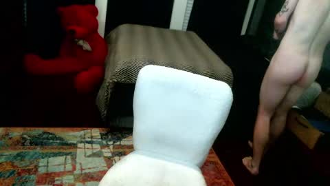 Snapshot of alexxxmic chatting on January 5, 6:46 am Alexxxmic online show from January 5, 6:46 am