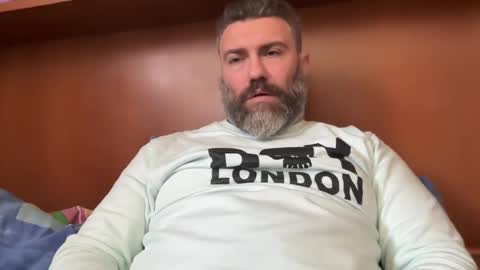 Snapshot of alfali chatting on December 7, 1:02 pm alfali online show from December 7, 1:02 pm