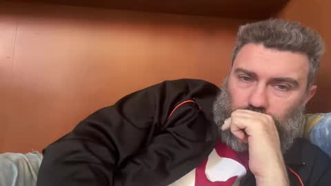 Snapshot of alfali chatting on February 2, 12:57 pm alfali online show from February 2, 12:57 pm