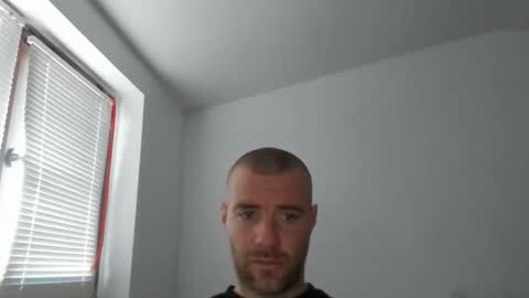 alfiesolomons87 online show from November 13, 9:34 am