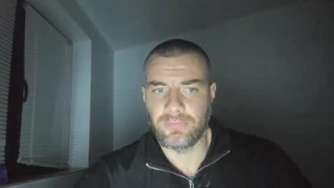 alfiesolomons87 online show from January 5, 10:19 pm