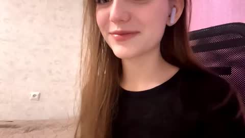 Alice online show from November 19, 8:46 am