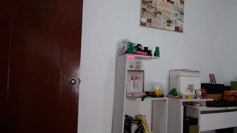 Alia  online show from May 5, 12:55 pm