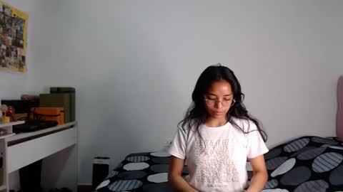 Alia  online show from November 21, 1:31 pm