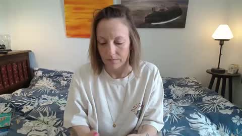 Alice online show from March 29, 9:11 am