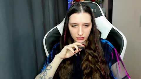 Alice online show from April 3, 12:34 pm