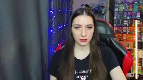 Snapshot of alice_bailey chatting on January 31, 3:11 pm Alice online show from January 31, 3:11 pm