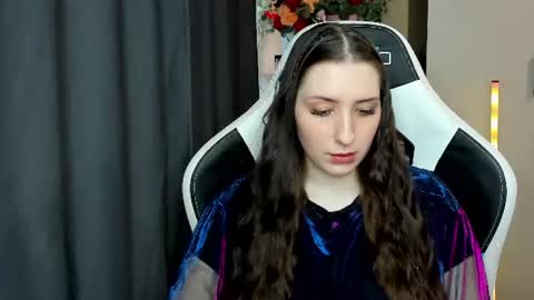 Alice online show from June 29, 12:49 pm