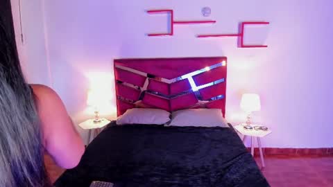 alice_boonet online show from June 28, 11:01 pm