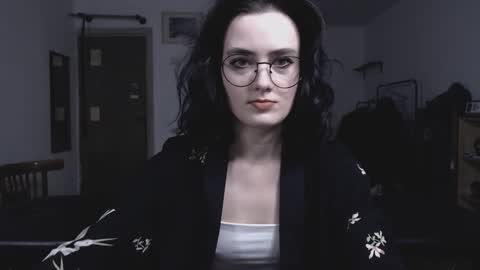 Alice online show from February 7, 9:18 pm