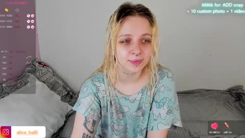 alice_halle online show from January 22, 7:46 am