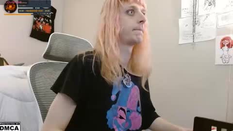 Alice Hatchette online show from November 8, 2:58 am