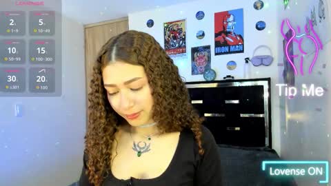 alice and amber online show from January 16, 3:54 pm