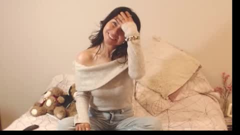 Snapshot of alice_middle01 chatting on October 12, 7:38 pm Alice online show from October 12, 7:38 pm