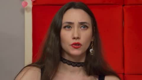 Snapshot of alice_munro chatting on February 18, 11:08 pm AliceMunro online show from February 18, 11:08 pm