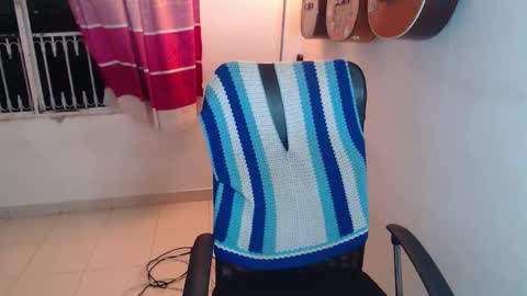 Alicia Aldara online show from October 10, 5:02 am