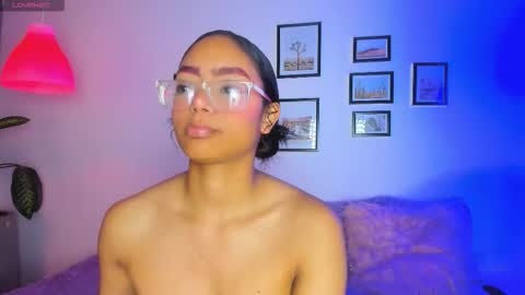 alice_simmons online show from March 13, 1:03 pm