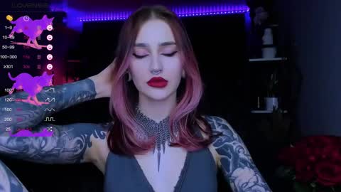 Alice online show from March 30, 7:25 pm