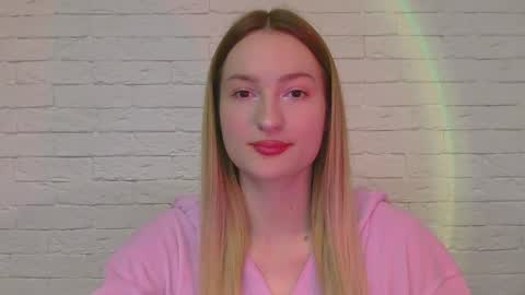 Snapshot of alice_sweet_01 chatting on November 1, 6:07 pm Alice online show from November 1, 6:07 pm