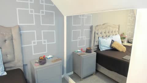 aliceblack7 online show from November 12, 11:56 am