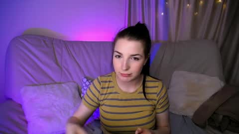 alicechanell online show from May 16, 7:38 am