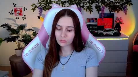 alicecharmy online show from May 15, 4:03 pm