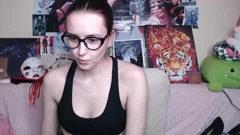 alice online show from December 19, 5:58 am