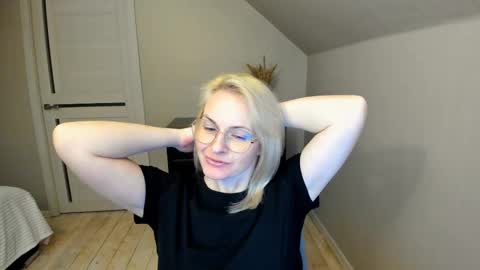 Alicee online show from February 27, 6:53 pm