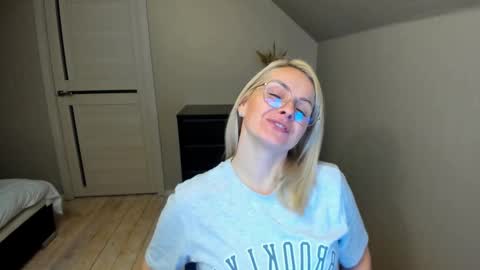 Alicee online show from February 25, 7:38 pm