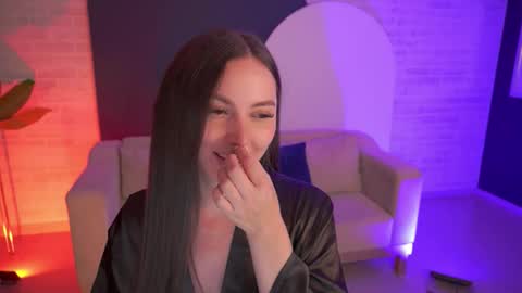 Alice online show from November 3, 3:57 pm