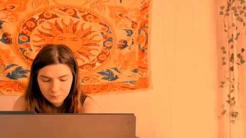 Alice online show from March 25, 5:47 am