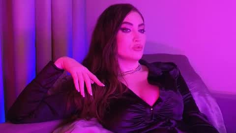 alicejameson online show from November 18, 10:02 pm