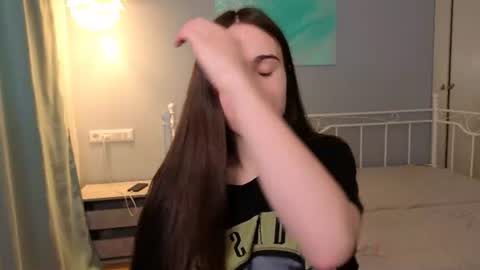 alicekollt online show from July 20, 10:39 am