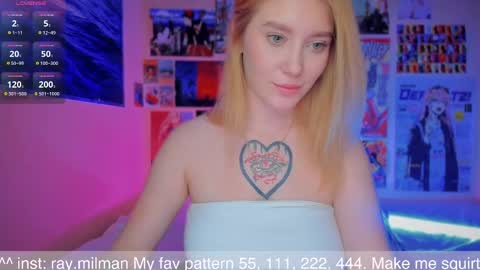 Alice  online show from October 2, 10:25 am